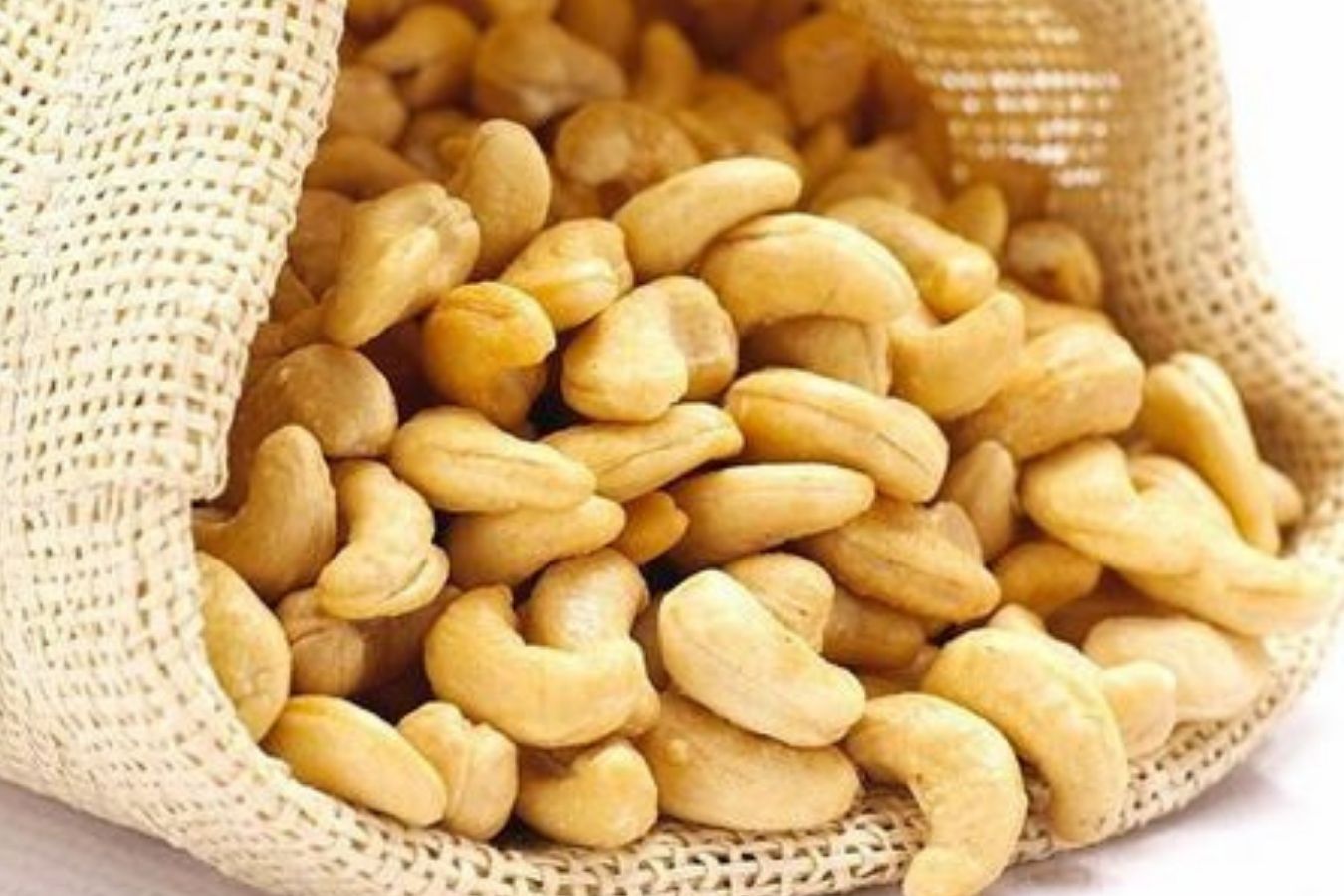 Cashew Nuts (Kaju Premium) (XXL SIZE)